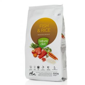 Pienso hipoalergénico para perros adultos de razas medianas o grandes Natura Diet Fish & Rice con sabor salmón