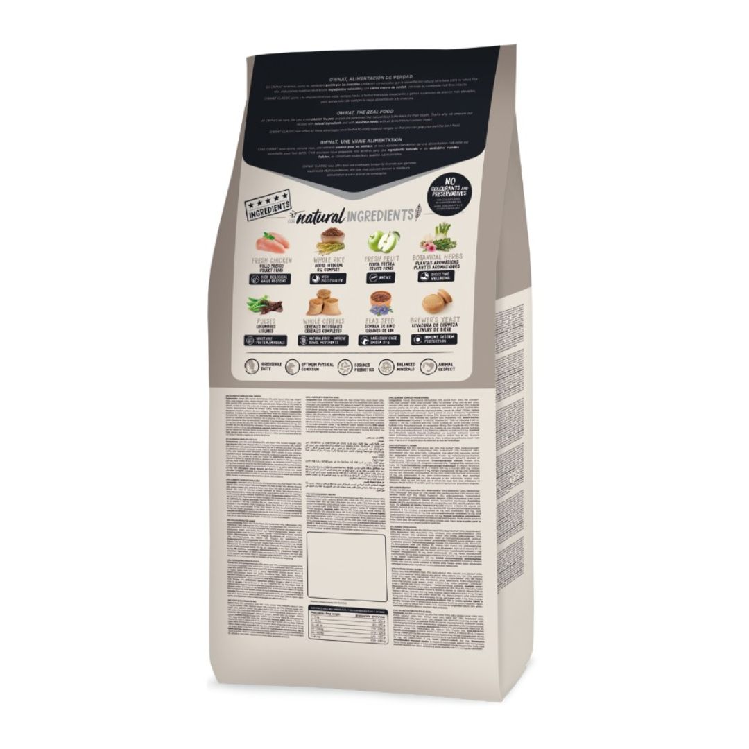 Pienso para perros adultos Ownat Classic Light con carne fresca e ingredientes naturales y funcionales