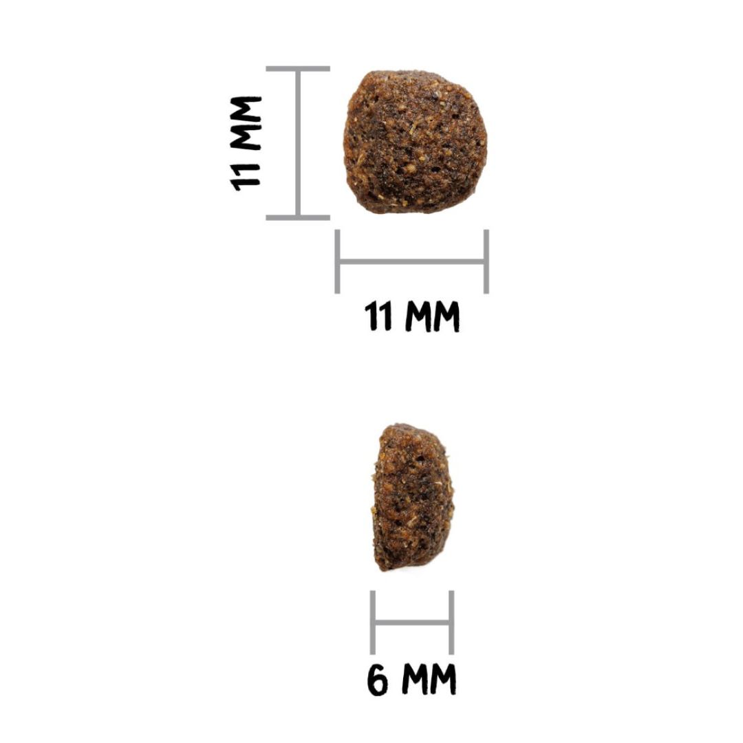 Forma de la croqueta del Pienso sin cereales para perros adultos con sobrepeso, poca actividad o esterilizados Ownat Grain Free JUST Light Natural Chicken